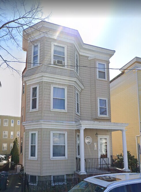 Primary Photo - 44 Ashley St
