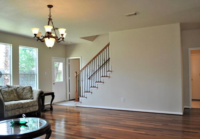 Building Photo - 19438 Juniper Vale Cir