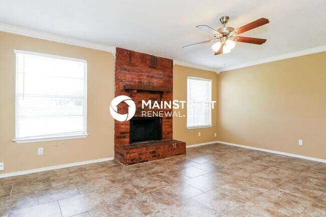Foto del edificio - 3 Bedroom Pet-Friendly Home in Grand Prair...