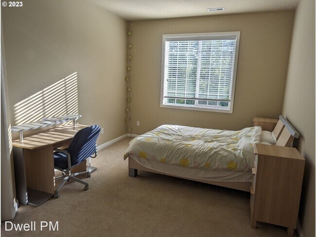Foto del edificio - 4 br, 3 bath House - 5640 SW Stott Ave