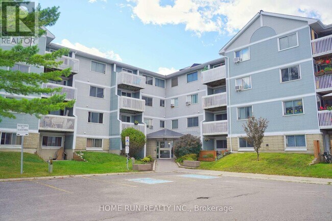Photo du bâtiment - 214-214 Viewmount Dr