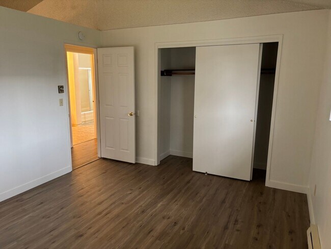 Foto del edificio - 5555/5545 Gill St