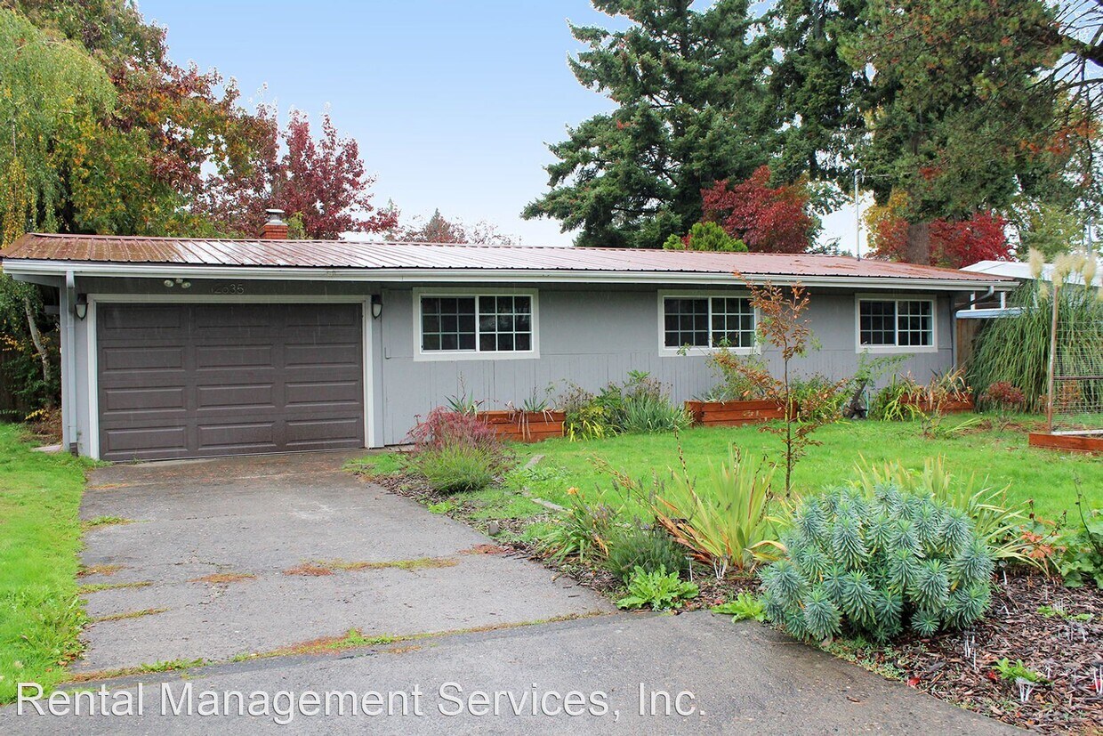 12635 NE Schuyler St, Portland, OR 97230 House Rental in Portland, OR