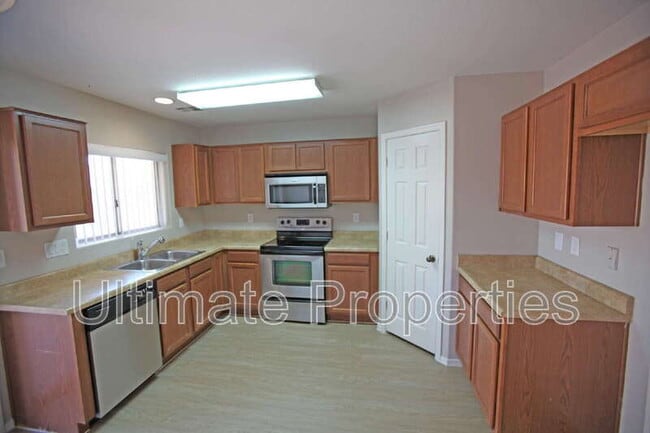 Foto del edificio - 21532 W Durango St