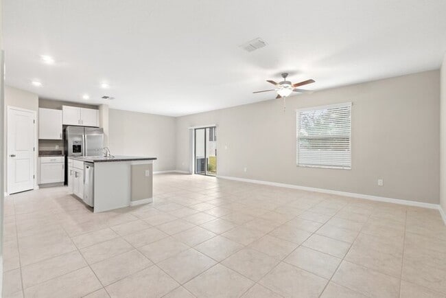 Building Photo - Like New Home For Rent in Touchstone!