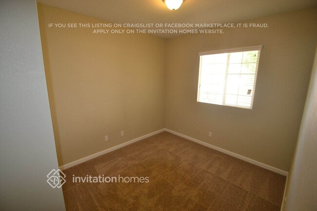 Foto del edificio - 9213 Surlingham Ct