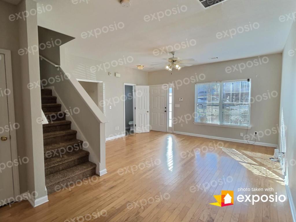 Primary Photo - 269 Brookview Dr