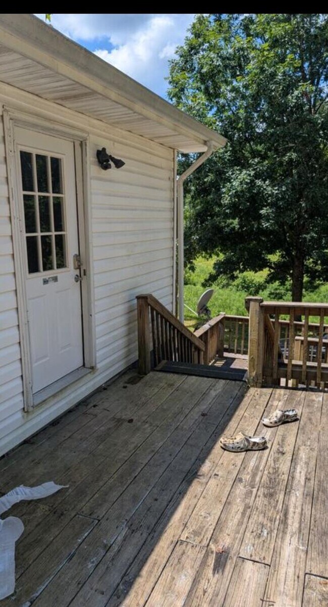 Foto del edificio - 56 Sand Lick Rd