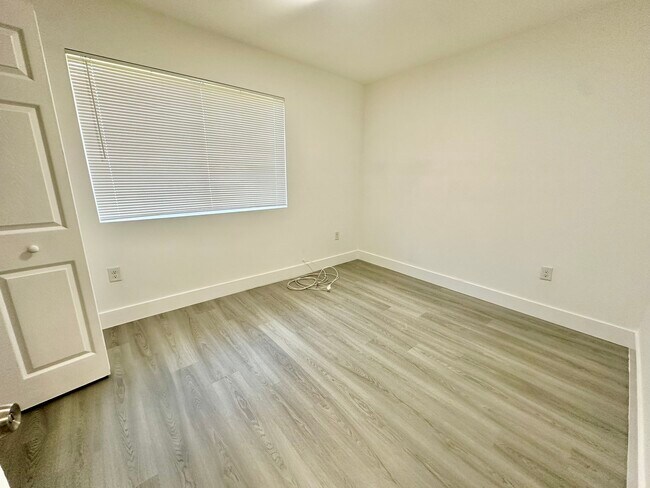 Foto del edificio - 11115 NE 13th Ave