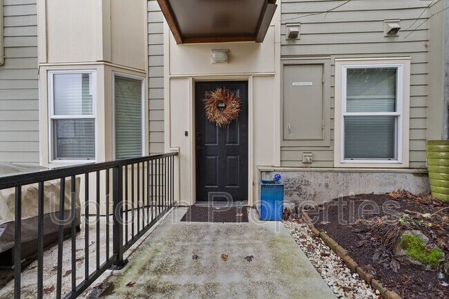 Foto del edificio - 335 NW Uptown Terrace