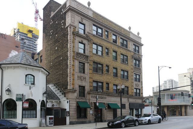 Primary Photo - 1167 N Dearborn St
