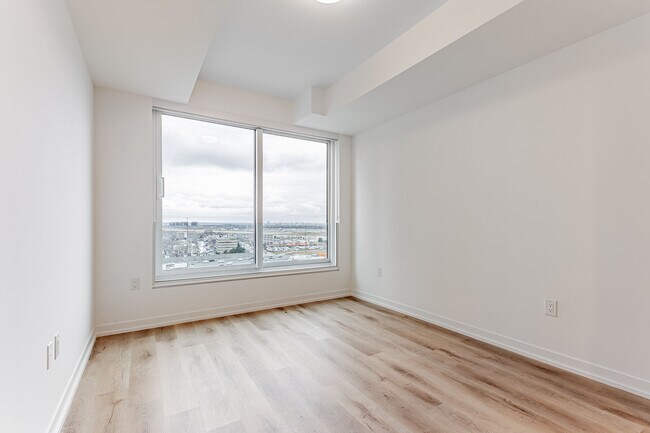 Photo du bâtiment - 5 York Garden Wy