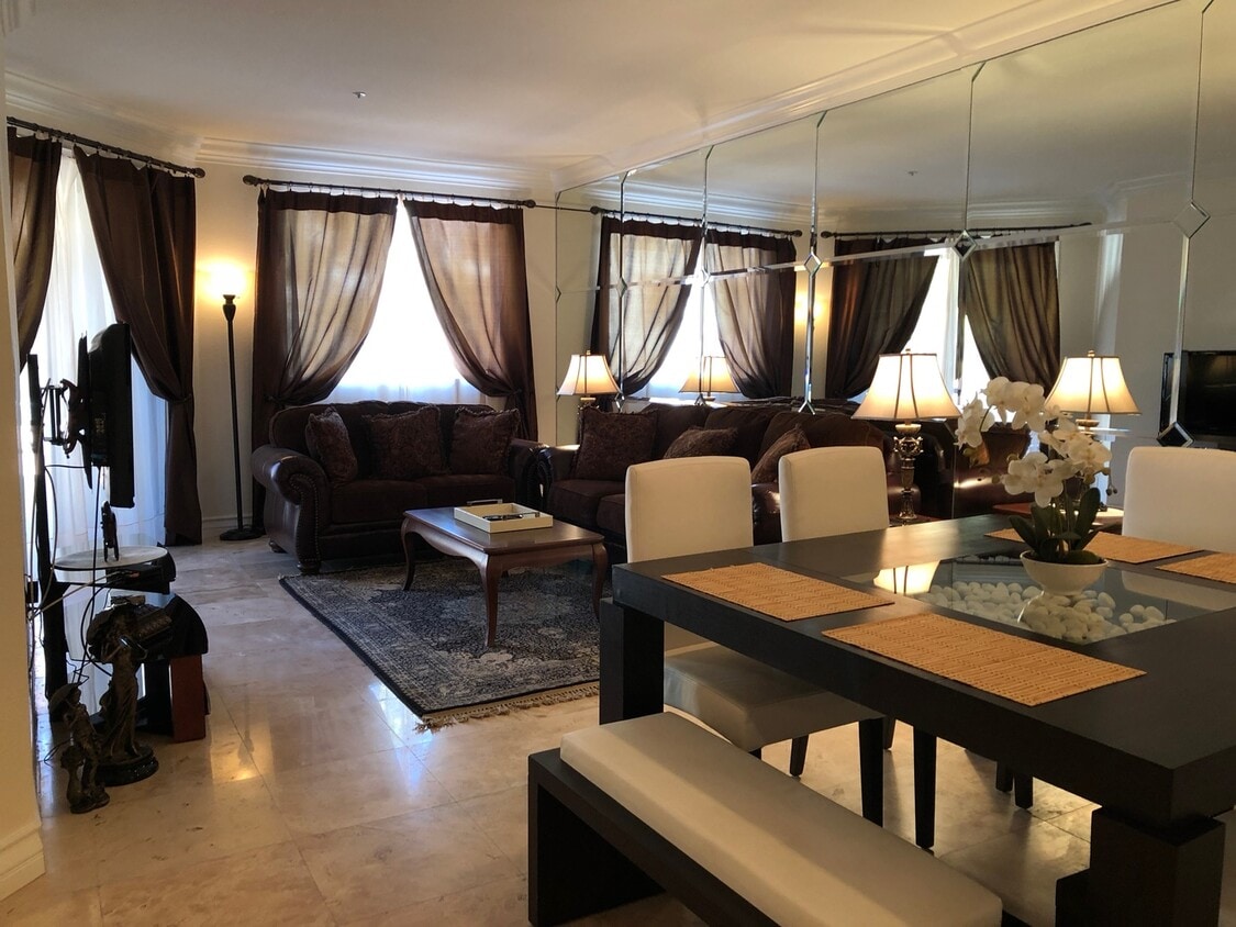 Primary Photo - Meridian Fully Furnished 2 Bd | 2 Ba Luxur...