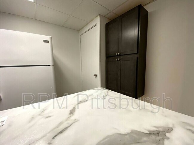 Photo - 344 Amber St House