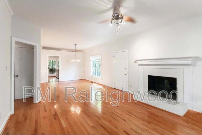 Building Photo - 311 Dansk Ct