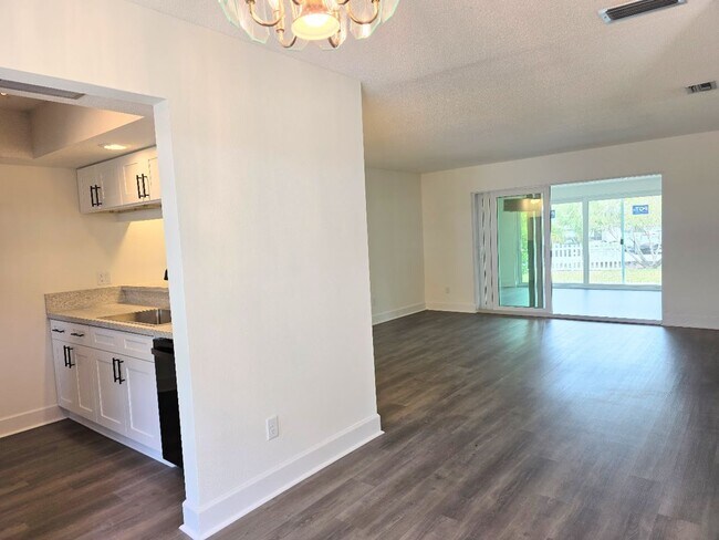 Foto del edificio - 2 bedroom, 2 bath condo in "The Islands"