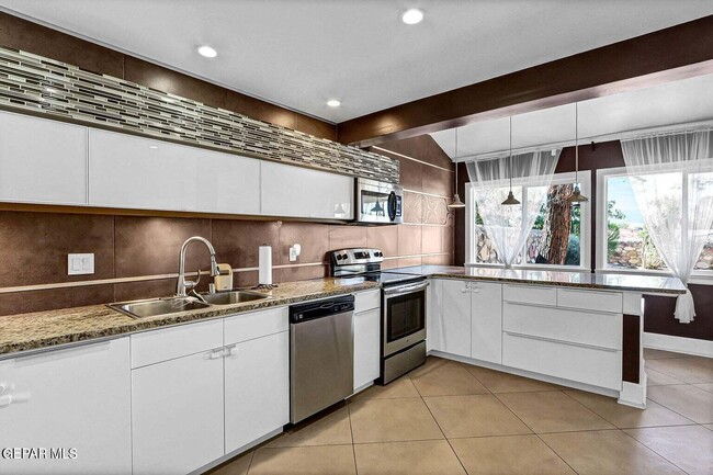 Foto del edificio - 6622 Dawn Dr