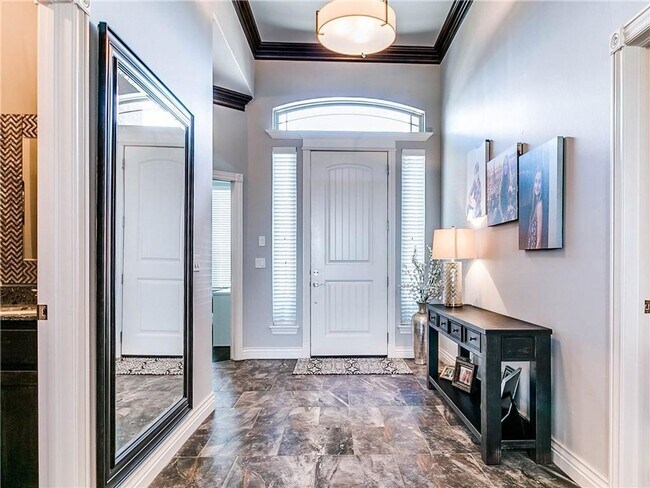 Foto del edificio - Beautiful home + Deer Creek Schools + 4 bedroom + 2.5 bathrooms
