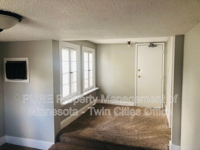 Building Photo - 1330 White Bear Ave