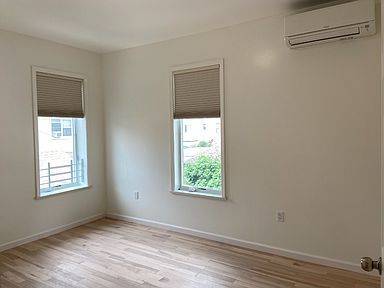 Foto del edificio - 1848-1880 80th St