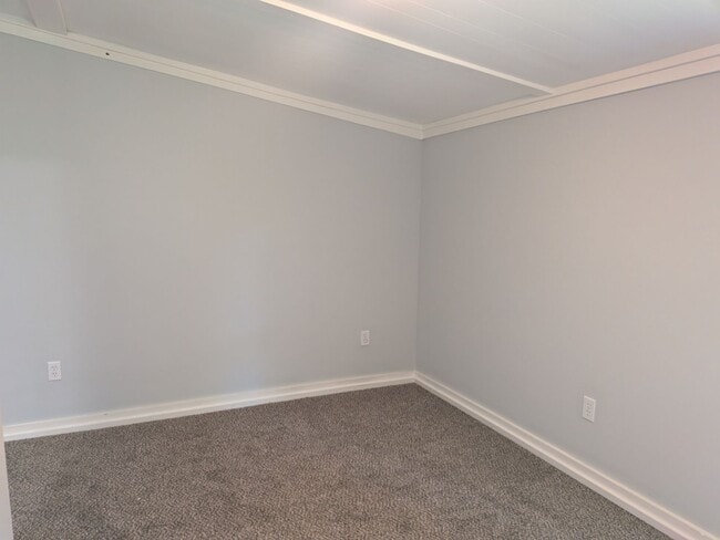 Foto del edificio - Move in Ready 4 Bed 2 Bath House