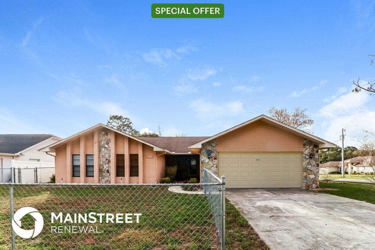 Foto principal - 6031 Nardello Ave