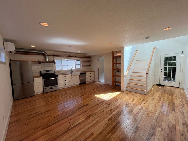 Building Photo - Custom Built 1Bd/ 1Ba home in Piedmont Neighborhood! ~ Skylight, Driveway Parking, Washer/Dryer! ...