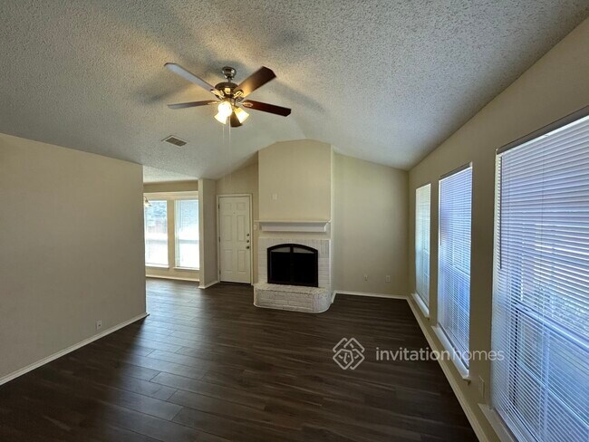 Building Photo - 12267 China Lake Dr