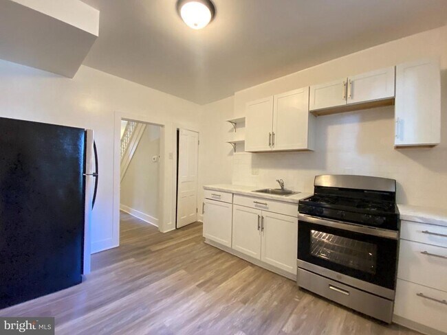 Foto del edificio - 5017 Parrish St