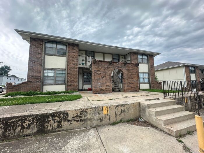 Foto principal - 300 W Montgomery St