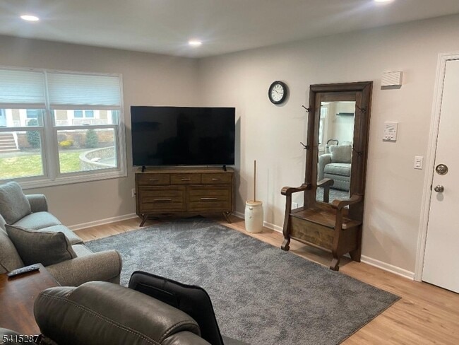 Building Photo - 105 Newark Pompton Turnpike