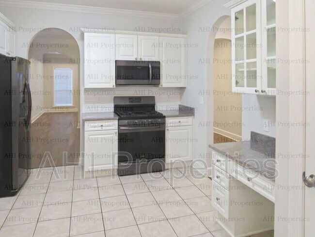 Foto del edificio - 7044 Inverness Green Ln