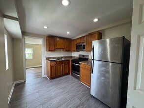 Building Photo - 2444 Druid Hill Ave