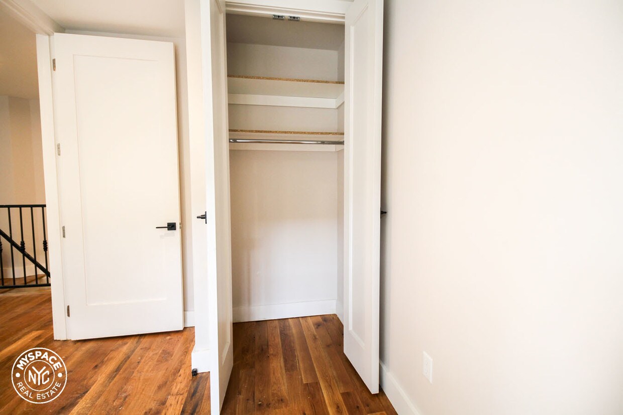 Foto del edificio - 236 N 11th St