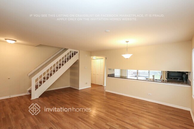 Building Photo - 645 Dover Dr