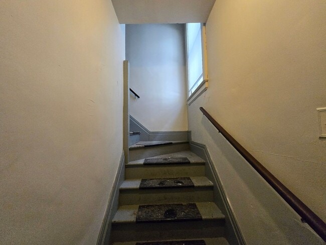 Foto del edificio - Tickle Realty, LLC