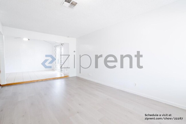 Foto del edificio - 6612 Gold Run Ave