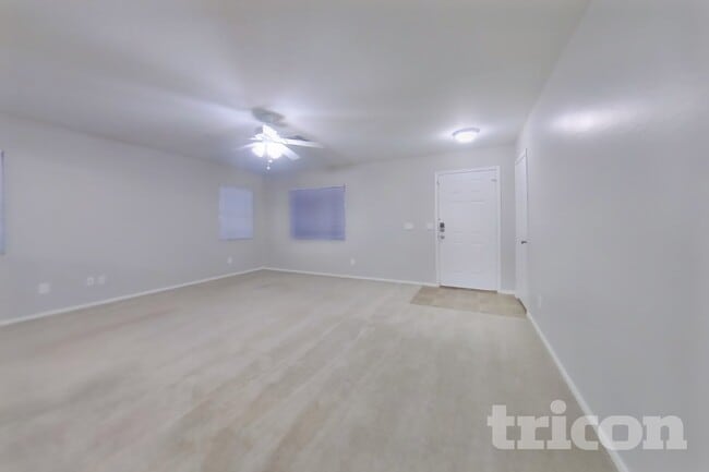 Building Photo - 12510 W Scotts Dr