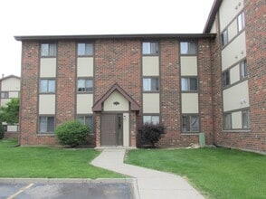 Building Photo - 429 Berkshire Dr