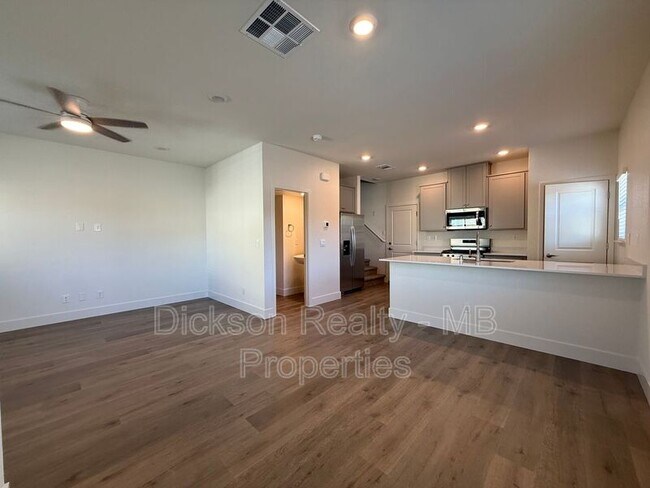 Foto del edificio - 1640 Prancer St
