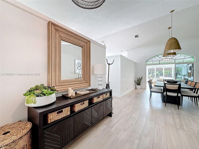 Foto del edificio - 10830 SW 38th Dr