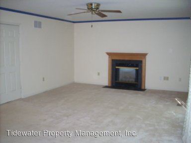 Foto del edificio - 4 br, 2.5 bath House - 1819 Hillburne Way