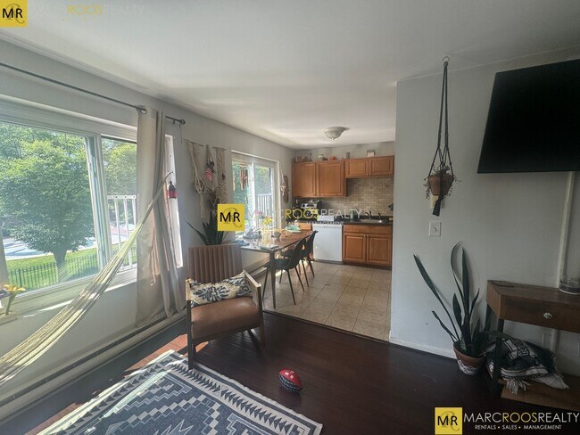 Foto del edificio - 132 Marginal St