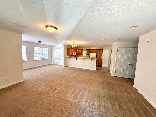 Building Photo - Available for the 2026-2027 lease term.