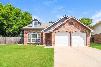 Building Photo - 2917 St Croix Ct
