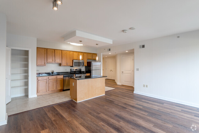 1 BR, 1 BA - 936 SF - The Loree Grand at Union Place*