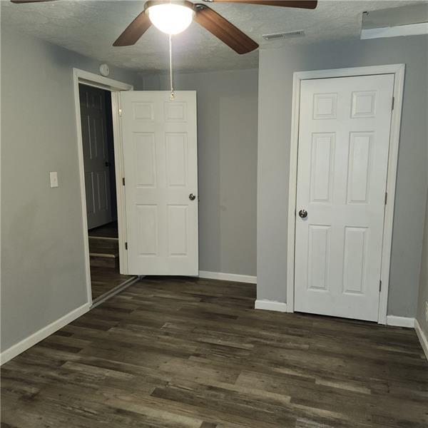 263 Prigg Rd Unit 8, Washington, PA 15301 Room for Rent in Washington