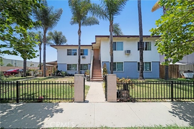 Primary Photo - 2516 S Baker St
