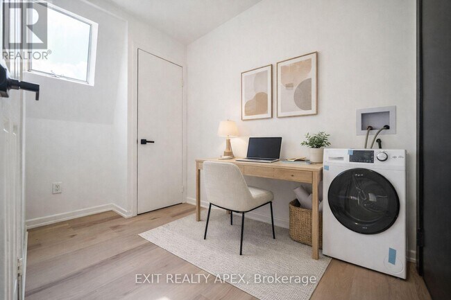 Photo du bâtiment - 343 Greenwood Ave