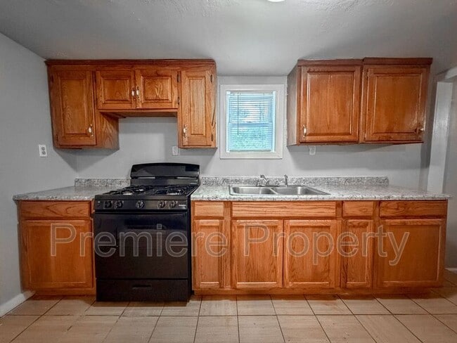 Foto del edificio - 2409 Mc Kinley Ave